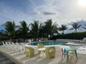 Playa La Barqueta , Las Olas Tower Front